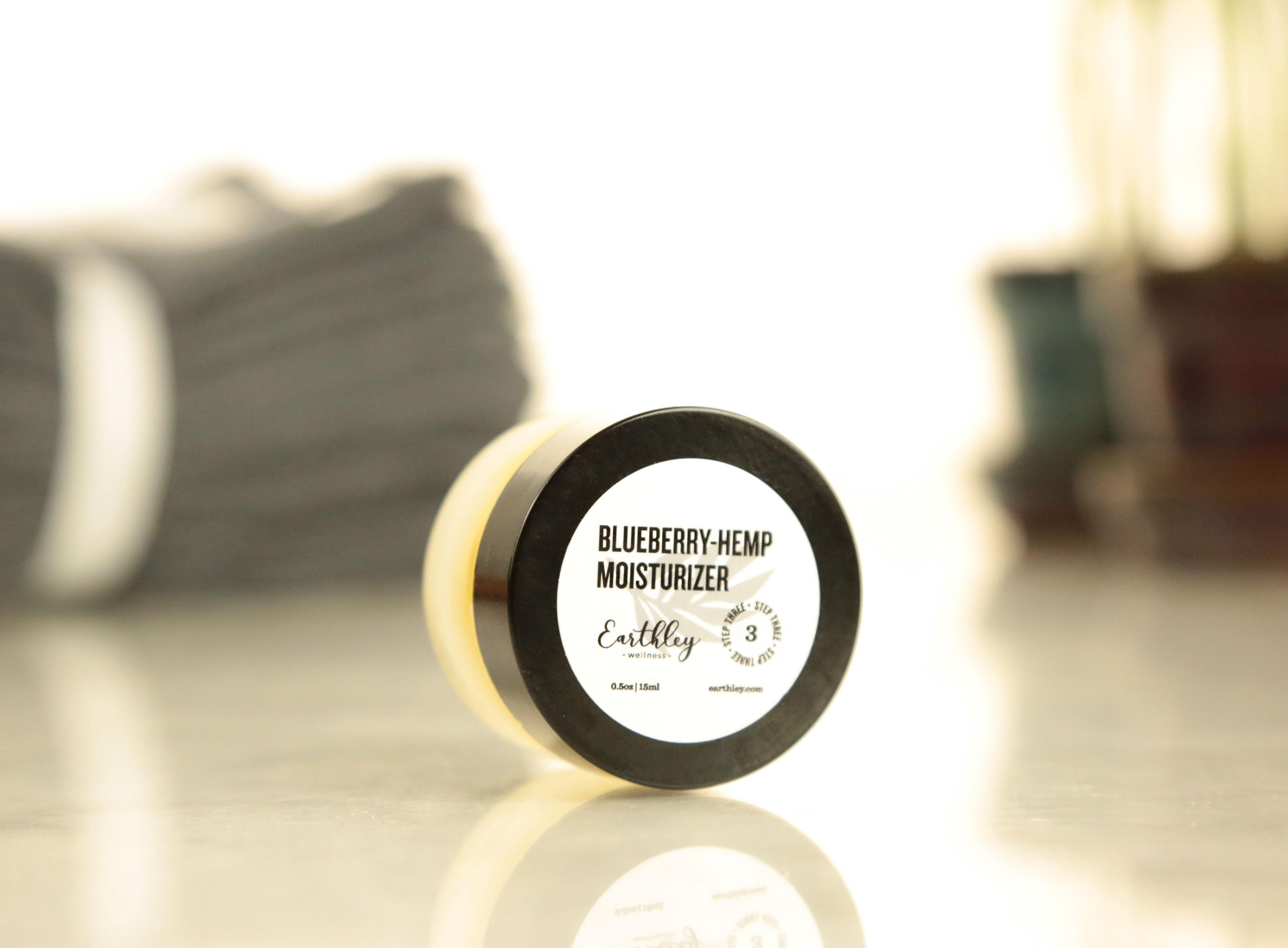 blueberry hemp-moisturizer-512499